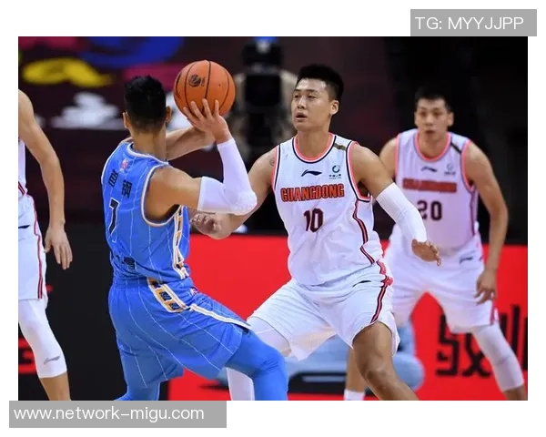 12月广东对阵北京精彩比赛录像回顾与分析 12月广东对阵北京精彩比赛录像回顾与分析