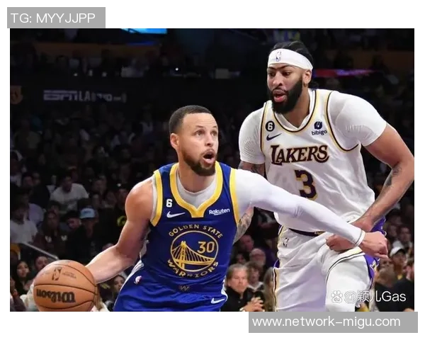 勇士与快船激战回顾精彩瞬间录像重温篮球对决的巅峰时刻