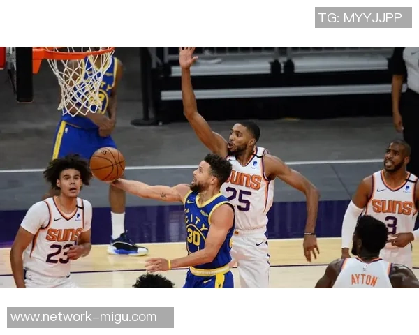 勇士主场迎战骑士巅峰对决球迷期待精彩瞬间与激烈对抗