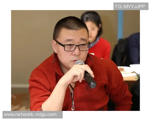 吉布森的传奇人生与创作历程探秘:从音乐到电影的跨界之旅 吉布森的传奇人生与创作历程探秘:从音乐到电影的跨界之旅